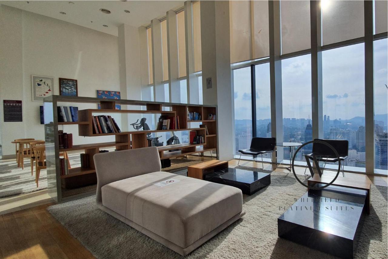 The Platinum Klcc Suites By Whitfield クアラルンプール エクステリア 写真