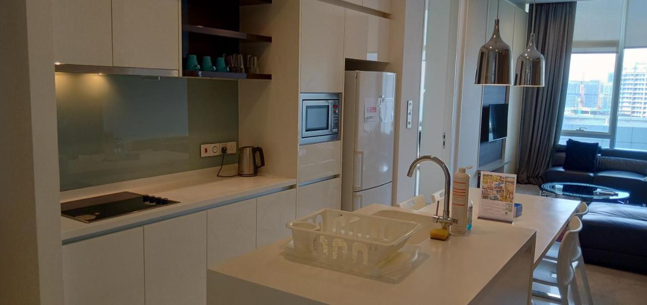 The Platinum Klcc Suites By Whitfield クアラルンプール エクステリア 写真
