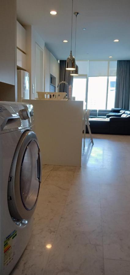 The Platinum Klcc Suites By Whitfield クアラルンプール エクステリア 写真