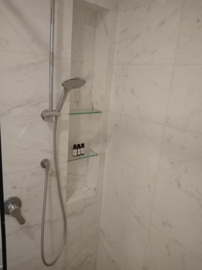 The Platinum Klcc Suites By Whitfield クアラルンプール エクステリア 写真